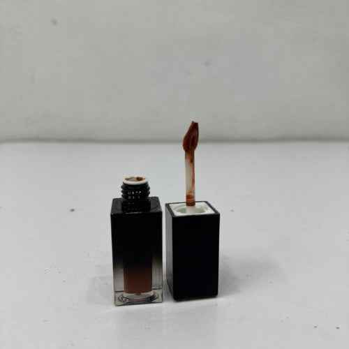 LIPGLOSS