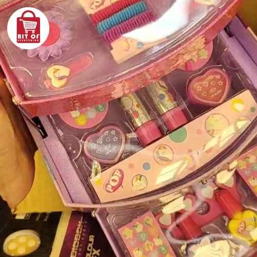 Kids Makeup Kit – Safe & Fun Cosmetic Set for Children