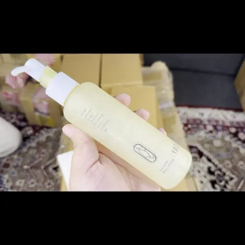 MAKEUP CLEANSER