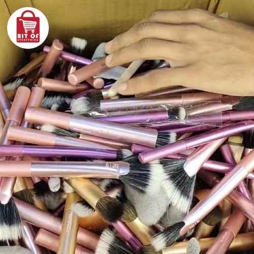 MAKEUP BRUSHES RT (ONE KG)