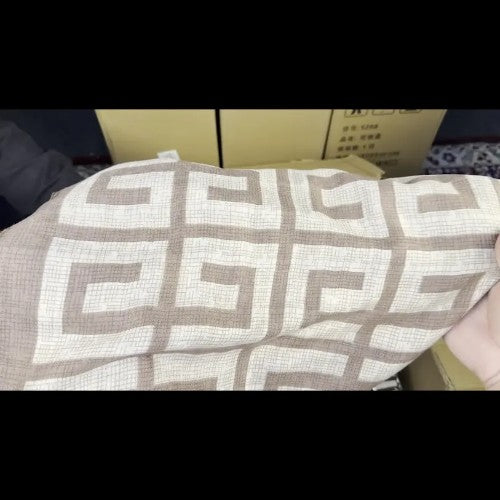LADIES SHAWL