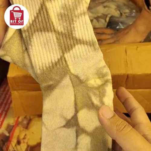 SOCKS PAIR