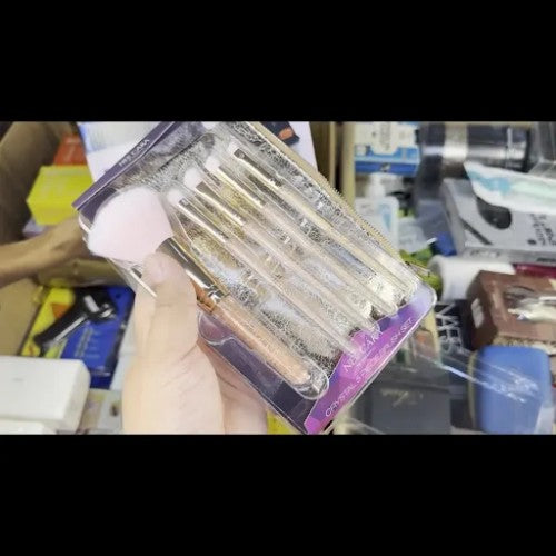 MAKEUP BRUSH SET