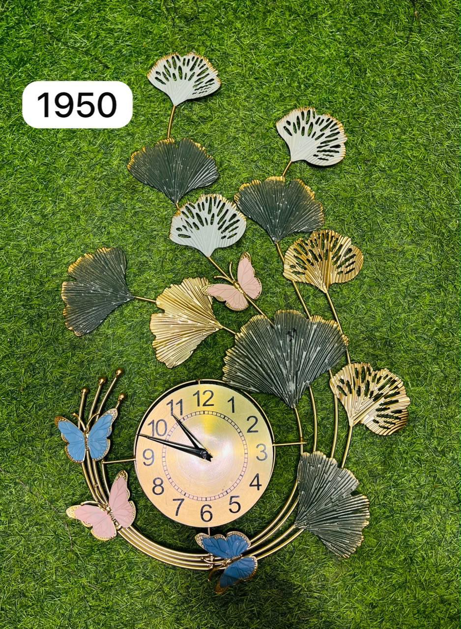 WALL CLOCK